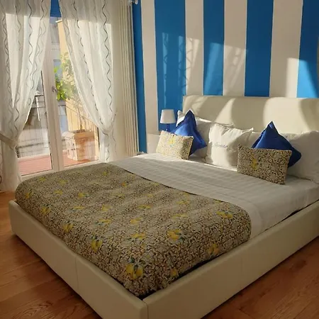 La Rada Bed & Breakfast 2*